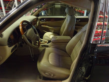 Load image into Gallery viewer, Park Lamp Light Jaguar XJ8 2003 - NW82819
