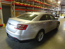 Load image into Gallery viewer, ABS ANTI-LOCK BRAKE PUMP Taurus MKS 2013 13 2014 14 - NW621
