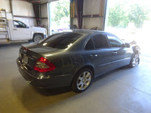 Load image into Gallery viewer, WHEEL RIM E300 E320 E350 E550 E63 08-09 17x8 - NW200090
