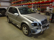 Load image into Gallery viewer, CV AXLE SHAFT ML320 ML500 ML350 1998 98 99 00 01 02 03 04 05 Rear - NW13041
