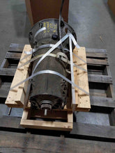 Load image into Gallery viewer, FOG LAMP LIGHT C230 C240 C280 C320 C350 C55 05-07 Bumper Mounted Right - NW83027
