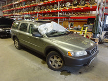 Load image into Gallery viewer, TRANSMISSION COMPUTER Volvo S60 V70 XC90 05 06 07 - NW39232
