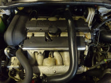 Load image into Gallery viewer, TRANSMISSION COMPUTER Volvo S60 V70 XC90 05 06 07 - NW39232
