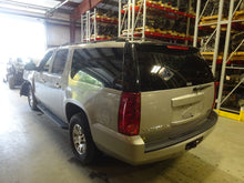 Load image into Gallery viewer, Radio  YUKON XL 1500 2007 - NW135087
