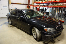 Load image into Gallery viewer, GRILLE BMW 760i Alpina 750i 2006 06 2007 07 2008 08 Upper - NW98266
