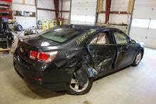 Load image into Gallery viewer, [INVENTORYCAR_YEAR_MAKE_MODEL] FRONT CV AXLE SHAFT AT Left - NW9452
