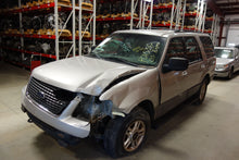 Load image into Gallery viewer, TRANSFER CASE Ford Expedition 2003 03 2004 04 - NW176482
