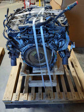 Load image into Gallery viewer, TRANSFER CASE CONTROL MODULE COMPUTER LR4 Range Rover Rover Sport 10-13 - NW37161
