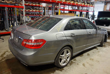 Load image into Gallery viewer, CARRIER ASSEMBLY E250 Van C230 C250 C300 C350 C63 E250D E300 08-16 AWD - NW46967

