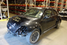 Load image into Gallery viewer, Computer Volkswagen Beetle 2012 - NW38646
