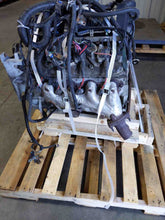 Load image into Gallery viewer, Steering Wheel Cadillac Escalade 2008 - NW174586

