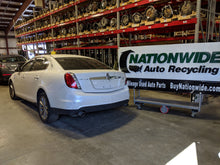 Load image into Gallery viewer, [INVENTORYCAR_YEAR_MAKE_MODEL] FOG LAMP LIGHT - NW81682
