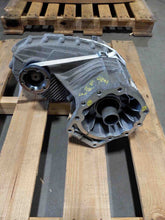 Load image into Gallery viewer, CARRIER ASSEMBLY Porsche Cayenne 2003 03 2004 04 2005 05 06 Rear - NW47352
