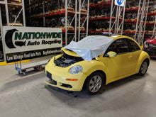 Load image into Gallery viewer, CV AXLE SHAFT Volkswagen Beetle 2006 06 2007 07 2008 08 09 10 Auto left - NW14348
