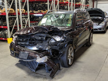 Load image into Gallery viewer, FOG LAMP LIGHT B200 C230 C250 C300 C350 C63 06-13 Bumper Mounted Right - NW255442
