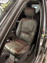 Load image into Gallery viewer, RADIATOR FAN W MOTOR Mercedes ML320 ML350 1998 98 - 05 - NW64308
