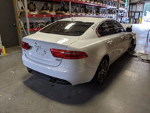 Load image into Gallery viewer, ALTERNATOR F-Type Vanden Pl XF XFR XJ XJL XJR XK XKR 10-15 - NW435436
