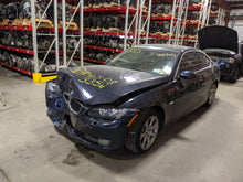 Load image into Gallery viewer, FRONT SPINDLE BMW 330xi 328xi 325xi 335xi 2006 06 07 08 09 10 11 Right - NW165456
