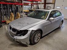 Load image into Gallery viewer, Fog Light BMW 330i 325i 2004 04 2005 05 2006 06 Coupe Convertible Right - NW216388
