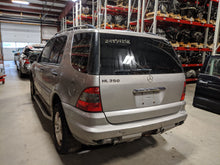 Load image into Gallery viewer, ALTERNATOR Mercedes C240 CLK320 ML350 2001 01 - 05 - NW6886
