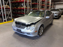 Load image into Gallery viewer, WHEEL Mercedes C230 C320 2002 02 2003 03 2004 04 2005 05 17x7.5 7 Single Spoke - NW200012
