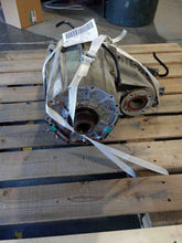Load image into Gallery viewer, TRANSFER CASE Ml 320 Ml 350 98 99 00 01 02 03 04 05 - NW357282

