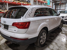 Load image into Gallery viewer, CARRIER ASSEMBLY Volkswagen Touareg Audi Q7 2004 04 2005 05 06 07 08 09 10 Rear - NW212339
