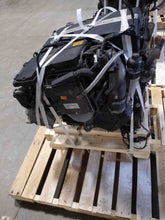 Load image into Gallery viewer, CARRIER ASSEMBLY C240 C230 2003 03 2004 04 05 Rear - NW214272
