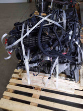 Load image into Gallery viewer, RADIATOR FAN ASSEMBLY 535i 535i Gt 640I 740i 740il Active 5 10-17 - NW216070

