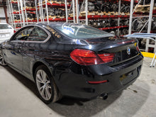 Load image into Gallery viewer, RADIATOR FAN ASSEMBLY 535i 535i Gt 640I 740i 740il Active 5 10-17 - NW216070
