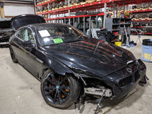 Load image into Gallery viewer, RADIATOR FAN ASSEMBLY 535i 535i Gt 640I 740i 740il Active 5 10-17 - NW216070
