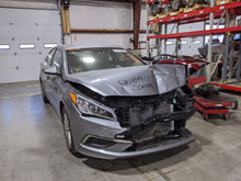 Load image into Gallery viewer, FRONT CV AXLE SHAFT Sonata Sonata Hybrid 15 16 17 18 19 Right - NW525239
