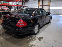 Load image into Gallery viewer, CARRIER ASSEMBLY Mercedes E350 E230 2004 04 2005 05 2006 06 - NW215856
