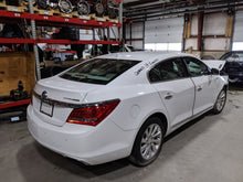 Load image into Gallery viewer, Fuse Box Buick Lacrosse 2014 - NW216079
