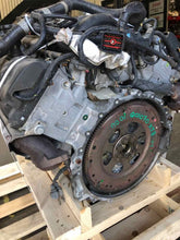 Load image into Gallery viewer, Radio Jaguar XJ8 2004 04 2005 05 2006 06 2007 07 AM FM CD - NW232134
