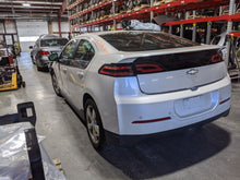 Load image into Gallery viewer, RADIATOR FAN ASSEMBLY ELR Volt 11 12 13 14 15 16 - NW246479
