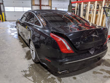 Load image into Gallery viewer, BODY CONTROL MODULE BCM COMPUTER Vanden Pl XJ XJL XJR 10-12 - NW235525
