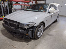 Load image into Gallery viewer, CARRIER ASSEMBLY 550i 550i Gt 650i 740i 740il 12-15 3.08 RATIO AWD - NW240782
