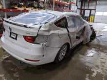Load image into Gallery viewer, Grille  BMW 335I GT 2015 - NW260882
