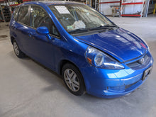 Load image into Gallery viewer, Condenser FAN ASSEMBLY  Honda Fit 2007 07 2008 08 - NW246733

