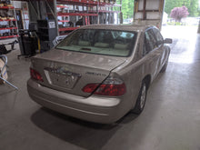 Load image into Gallery viewer, RADIATOR Toyota Avalon 2000 00 2001 01 2002 02 2003 03 2004 04 - NW230594
