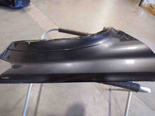 Load image into Gallery viewer, RADIATOR FAN ASSEMBLY Gl320 Gl350 Gl450 Gl550 ML320 ML350 07-12 - NW246851
