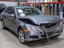 Load image into Gallery viewer, RADIO CONTROL Mercedes-Benz E350 E550 E63 2010 10 2011 11 2012 12 - NW387620
