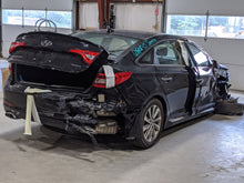 Load image into Gallery viewer, AMPLIFIER Hyundai Sonata Sonata Hybrid 2015 15 2016 16 2017 17 - NW231937
