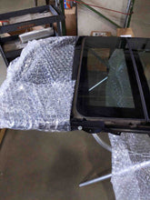 Load image into Gallery viewer, CARRIER ASSEMBLY BMW  X3 2005 05 2006 06 Front - NW240797
