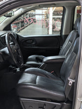 Load image into Gallery viewer, Air Cleaner Box  TRAILBLAZER 2008 - NW221809
