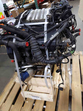 Load image into Gallery viewer, CV AXLE SHAFT Audi A4 Passat 96 97 98 99 - 04 05 Right - NW225751
