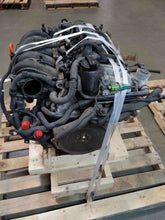Load image into Gallery viewer, WIPER MOTOR VOLKSWAGON EOS GOLF JETTA RABBIT 05 - 07 - NW428000
