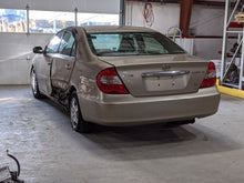 Load image into Gallery viewer, Air Bag computer Toyota Camry 2002 02 2003 03 - NW269198
