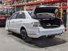 Load image into Gallery viewer, Radio  MERCEDES E-CLASS 2016 - NW275830
